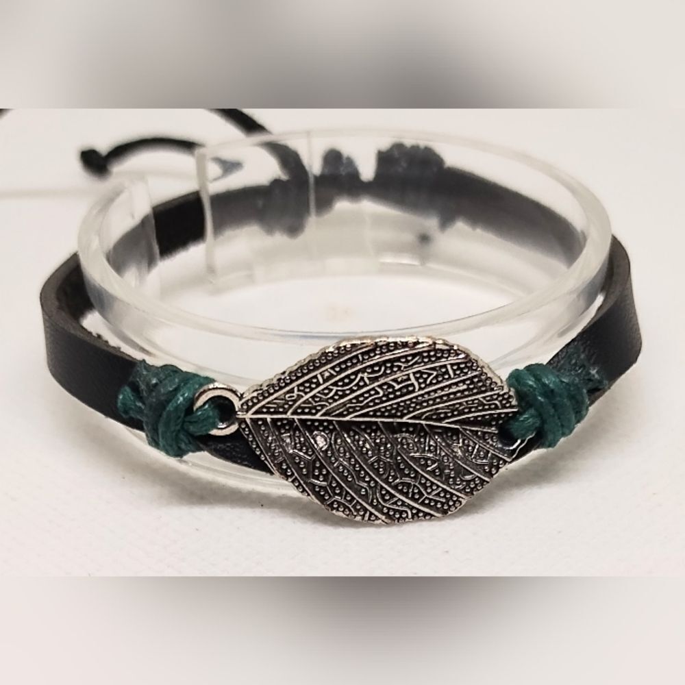 Men's bracelet leather feather black new e56‎